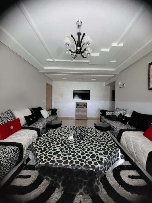 Rare Appartement De Vacances Tanger Kültér fotó